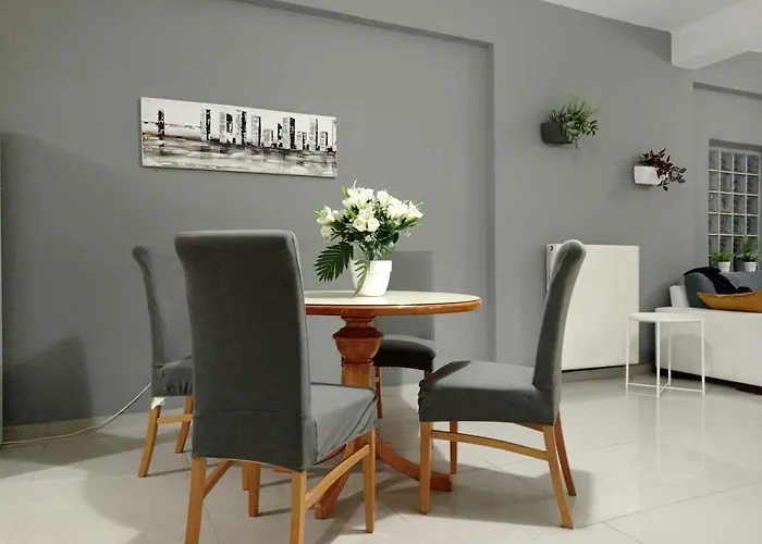 Demmy\'S Luxury Apartment