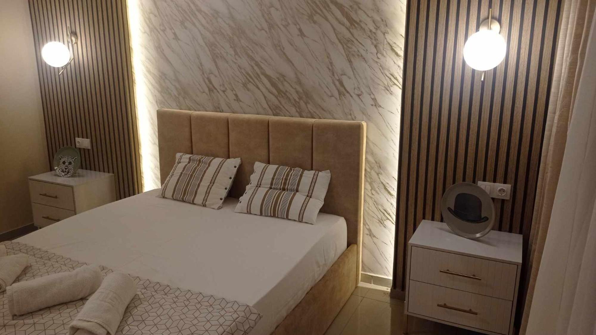 Demmy's Luxury Apartment *